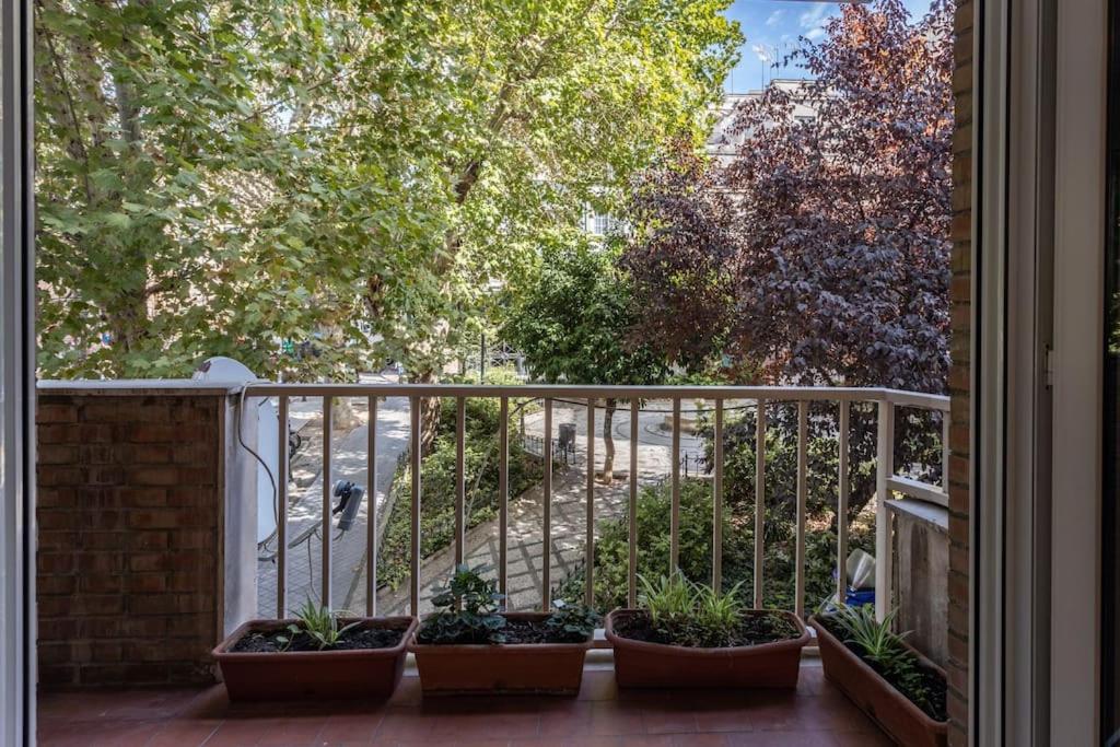 Centrico Y Espacioso. Parking Gratuito. Apartament