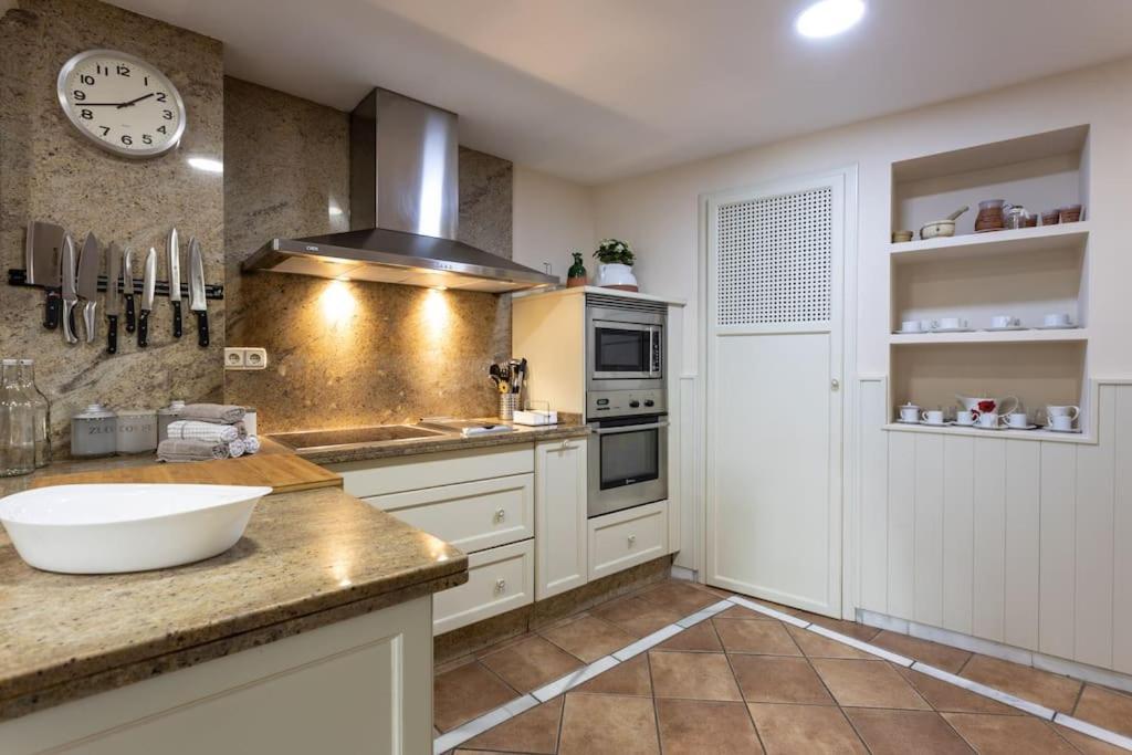 Apartament Centrico Y Espacioso. Parking Gratuito.